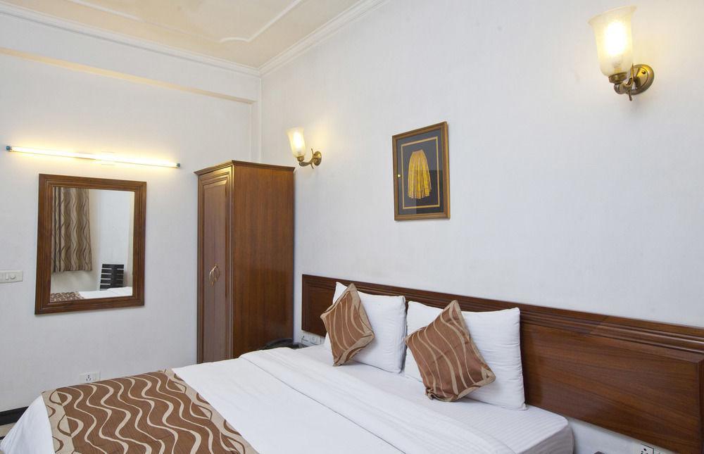 Fabhotel Lord Inn 新德里 外观 照片